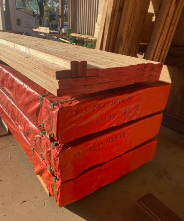 90 x 45 LVL F11 H2S